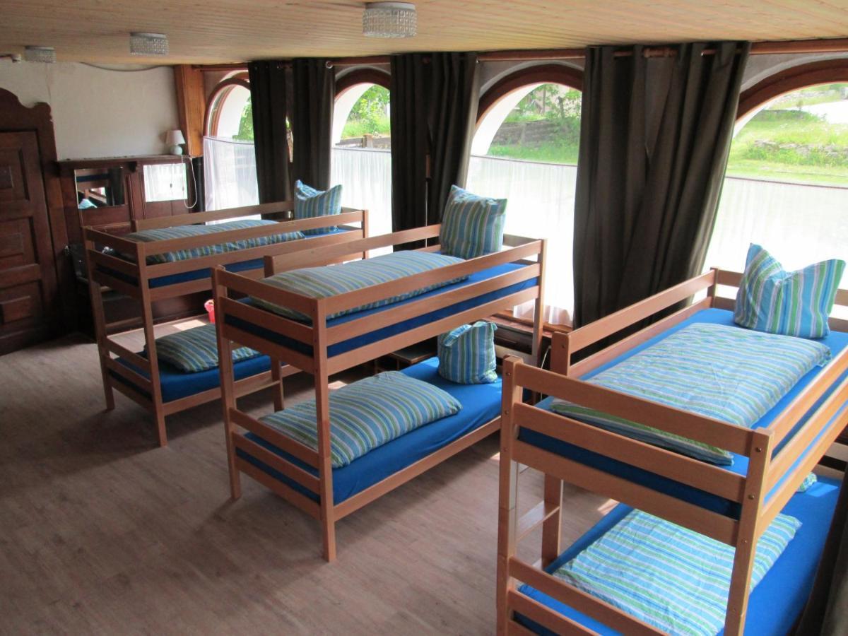 Hotel Jenatsch Парпан Екстериор снимка