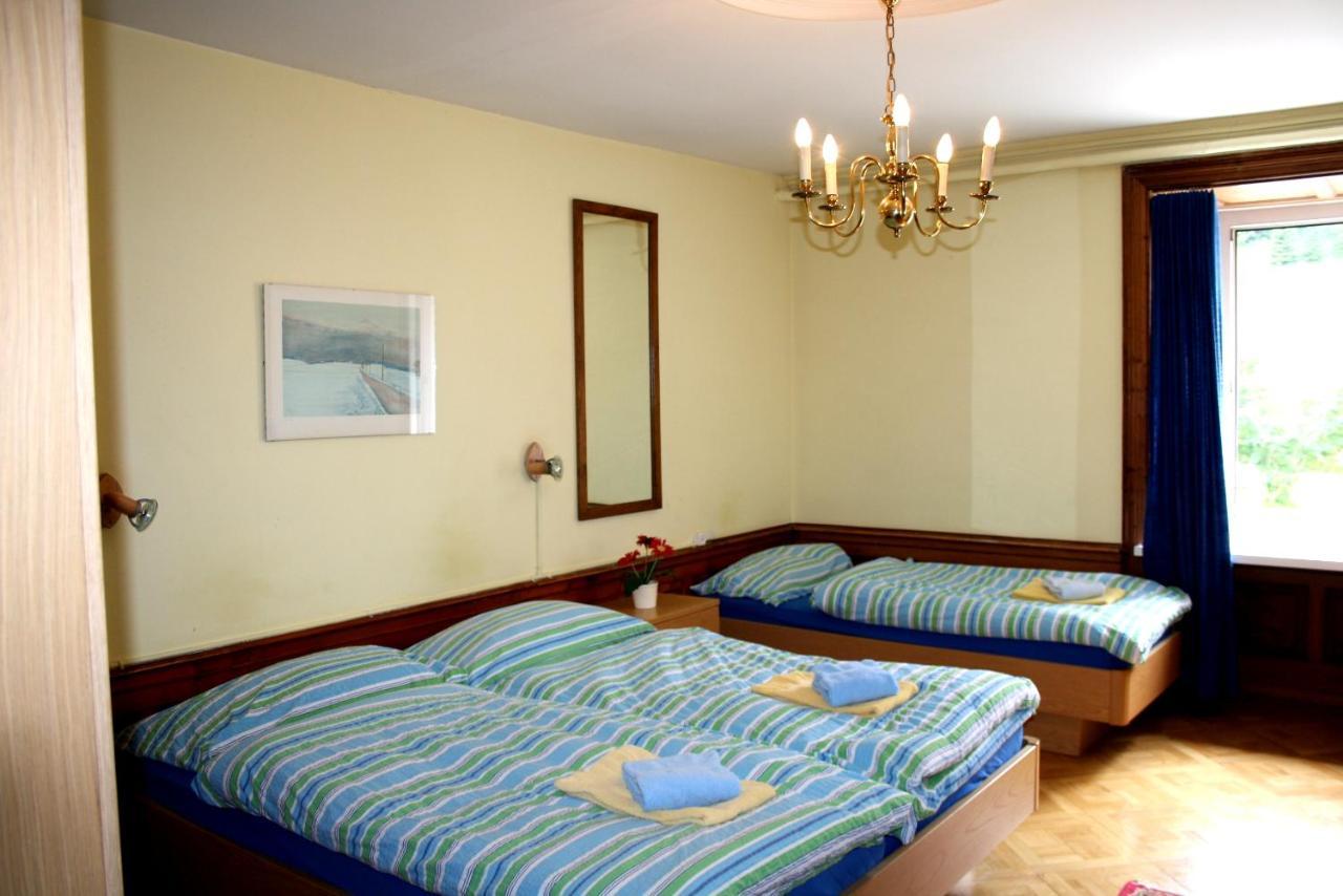 Hotel Jenatsch Парпан Екстериор снимка